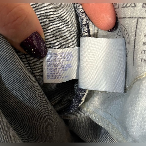 Gap Maternity 1969 Flared Jeans - Picture 6 of 15